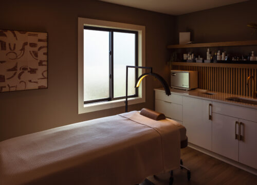Photo of a treatment room at Captivate